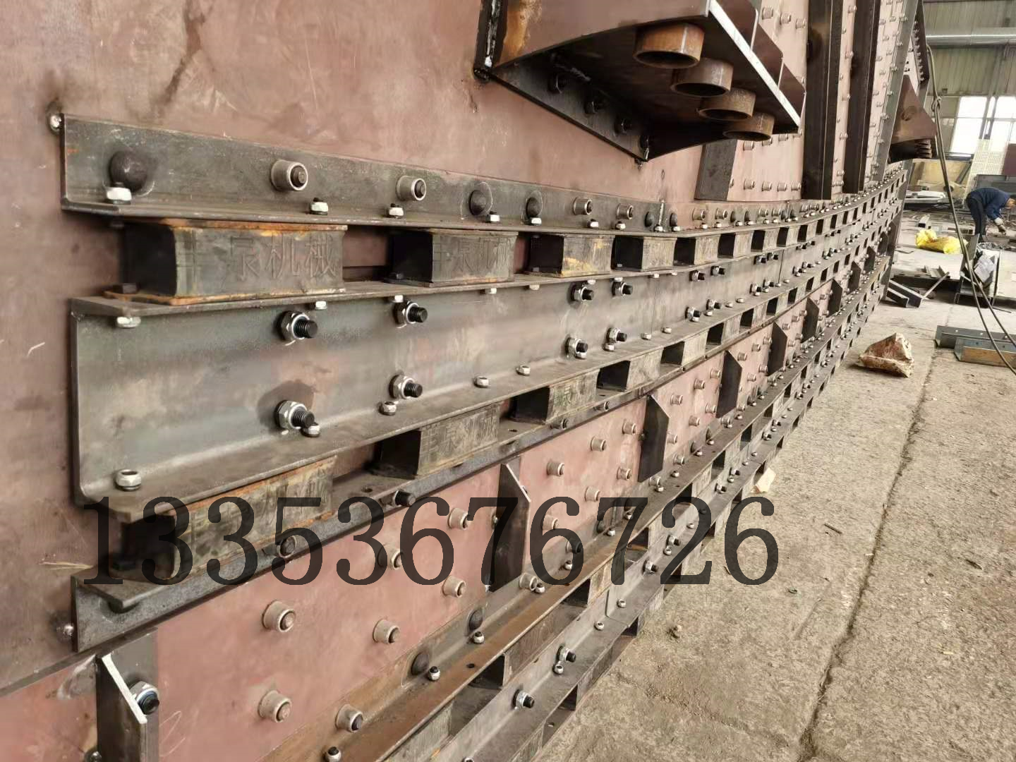 可調(diào)頻香蕉馳張篩分機